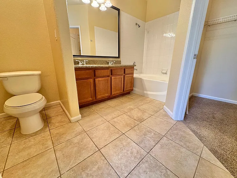 10217 King Henry Ave #101 — Photo 5