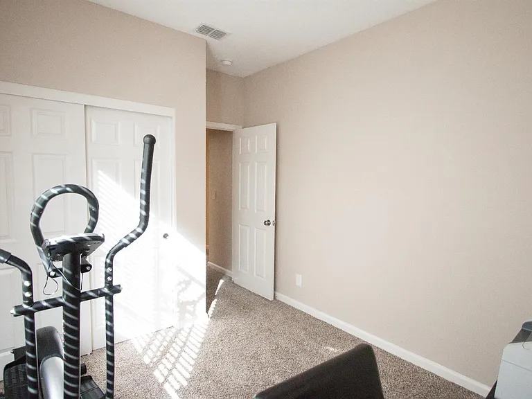 2258 Clapton Way — Photo 16
