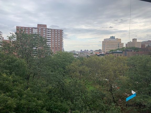 4th image of 80 La Salle St APT 9D