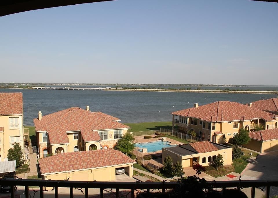 1st image of 2141 Portofino Dr