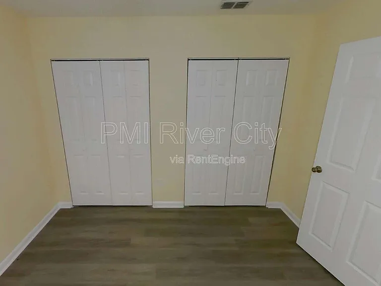 7923 Berry Ave — Photo 10