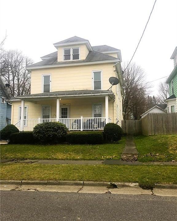 1st image of 15 Lake St #2