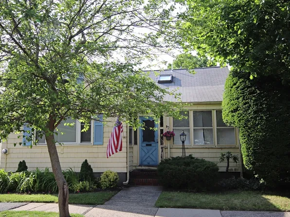 14 Floyd Ave, Lynn, MA 01904