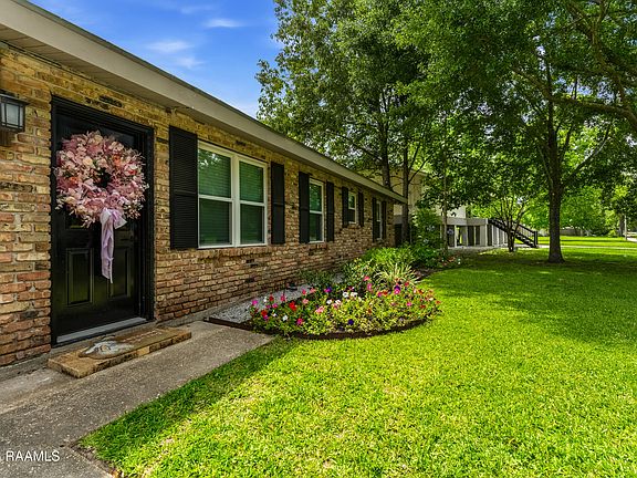 5th image of 9062 Baker Dr