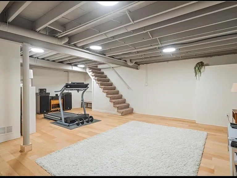 61 Fulkerson Cir — Photo 17