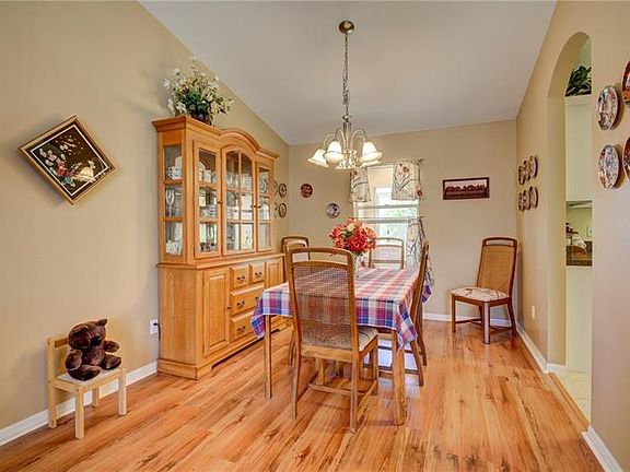 5th image of 1751 Wolfton Ct