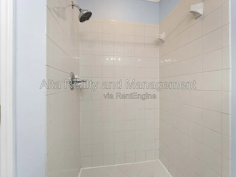5260 Collins Rd #1304 — Photo 13