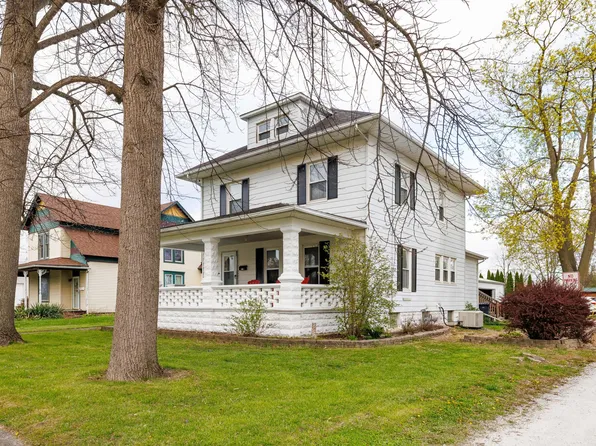 521 N McKinley Ave, Rensselaer, IN 47978