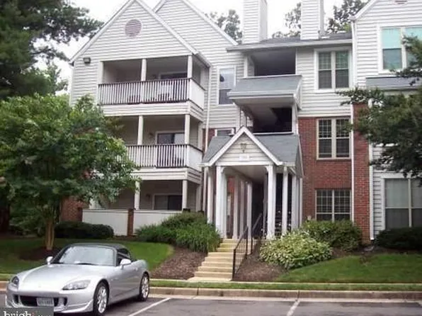 3920 Penderview Dr APT 324, Fairfax, VA 22033