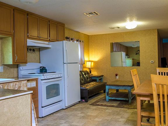 5th image of 130 Bob White Ln