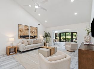 9207 Pecky Cypress Ln #9B, Boca Raton, FL 33428