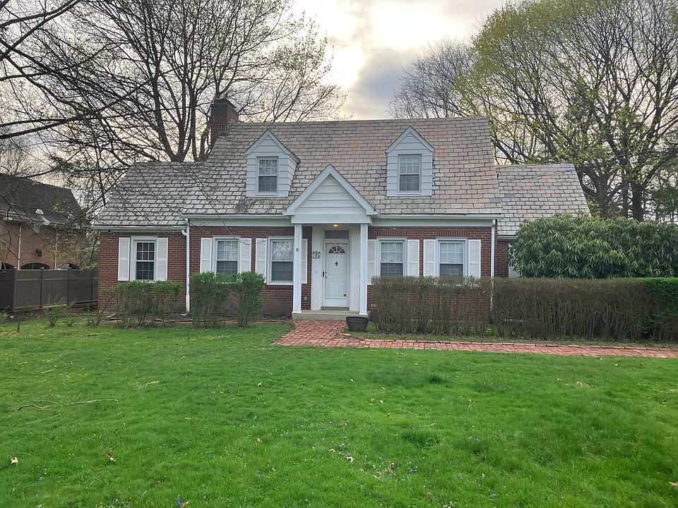 1st image of 765 15th St