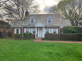 765 15th St, Oakmont, PA 15139