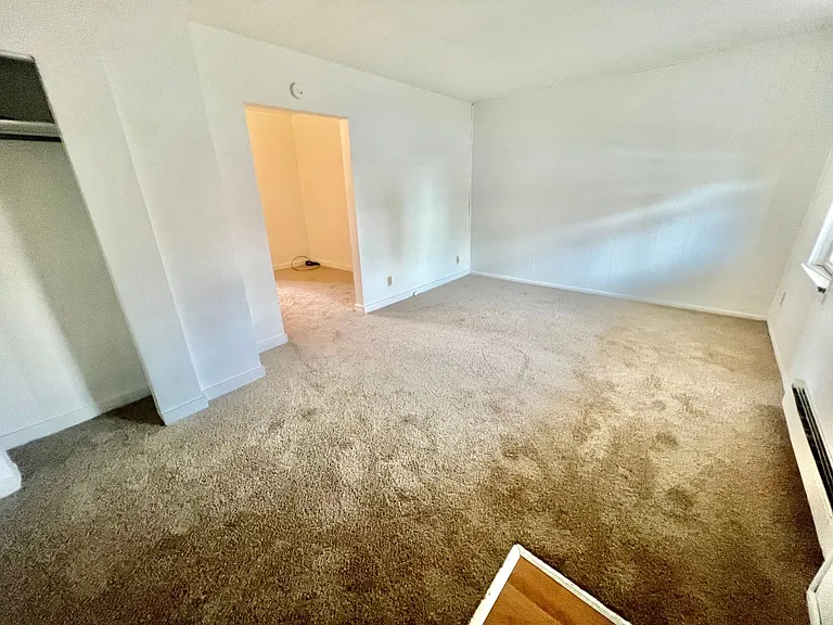 1613 Fourth Avenue (Full Service) — Photo 5