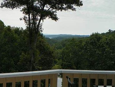 2nd image of 1205 Lakeland Dr