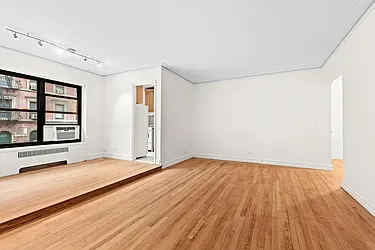 222 East 35th Street