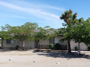 3574 Sunset Rd, Phelan, CA 92371