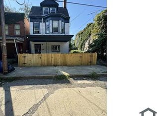 2520 Hallett St, Pittsburgh, PA 15219