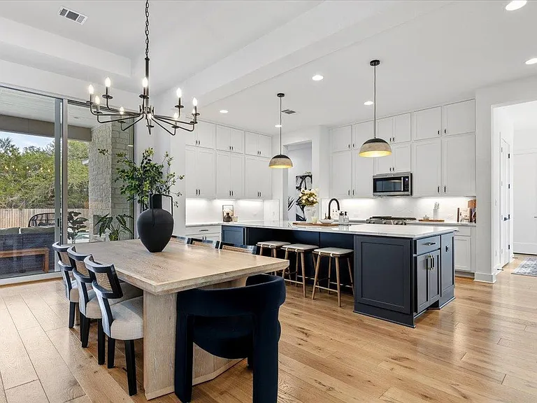 101 Onion Creek Ln — Photo 9