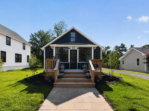 408 N Elm St, Three Oaks, MI 49128