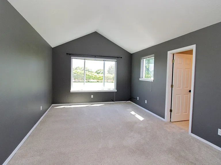 10722 NE 5th Ave — Photo 20