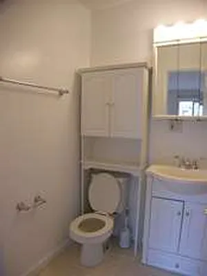 Rented by Vickers Realty | media 19