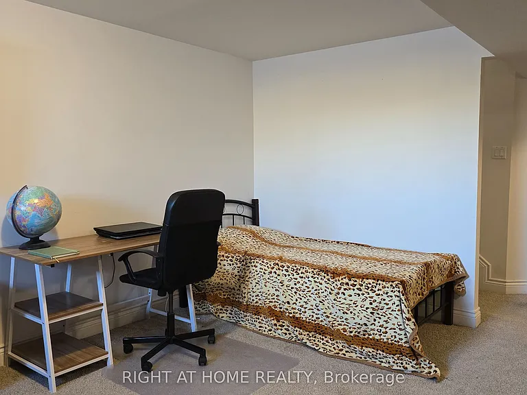 330 Twilight Ave — Photo 29
