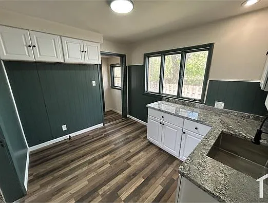 3430 E 73rd St — Photo 26
