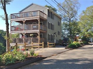 83 Inchcliffe Dr #2, Gales Ferry, CT 06335