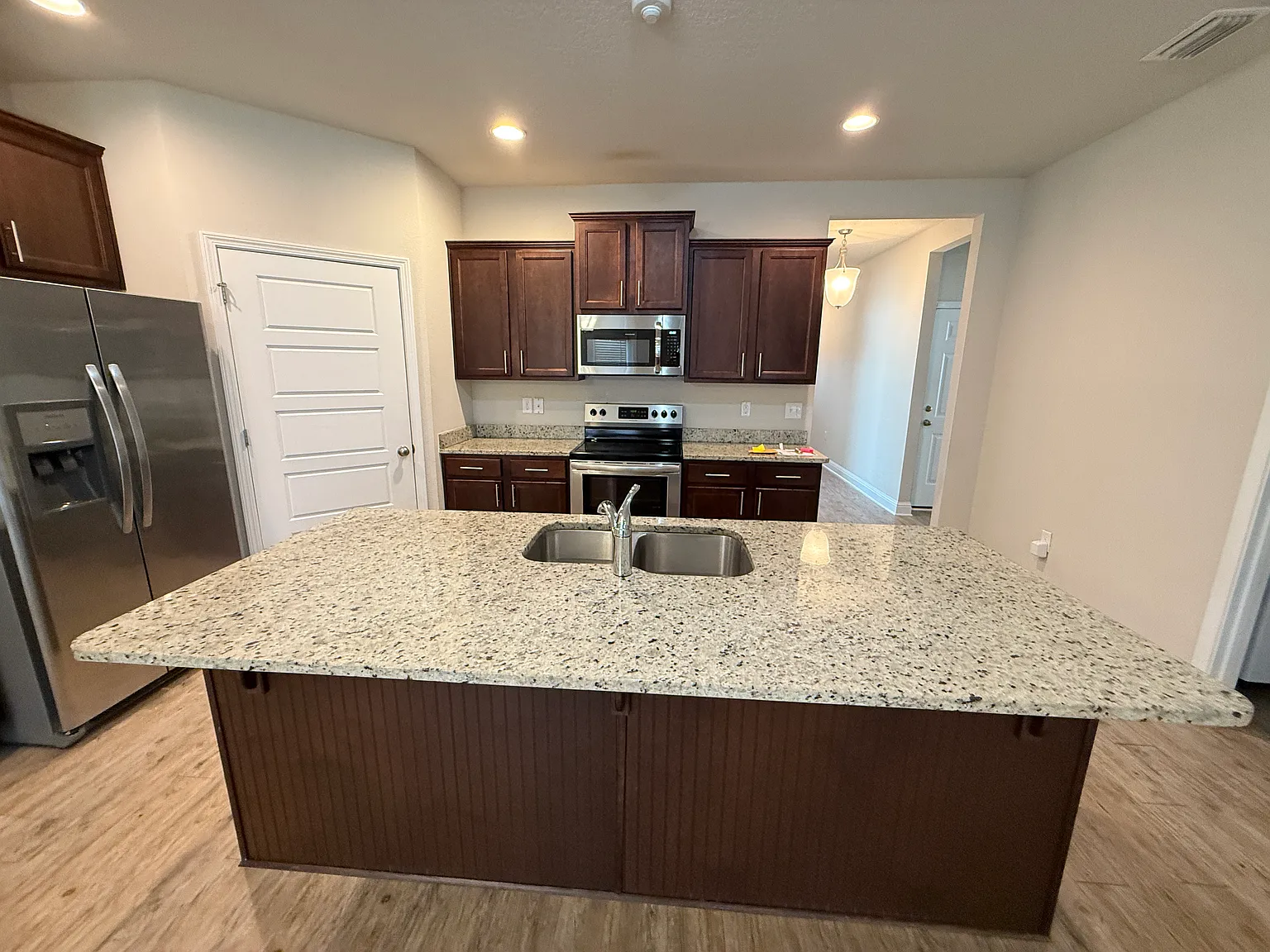 Available Mid October!! 3 Bedroom / 2 Bath In Daphne — Photo 2