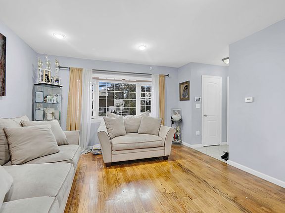 4th image of 15905 134th Ave