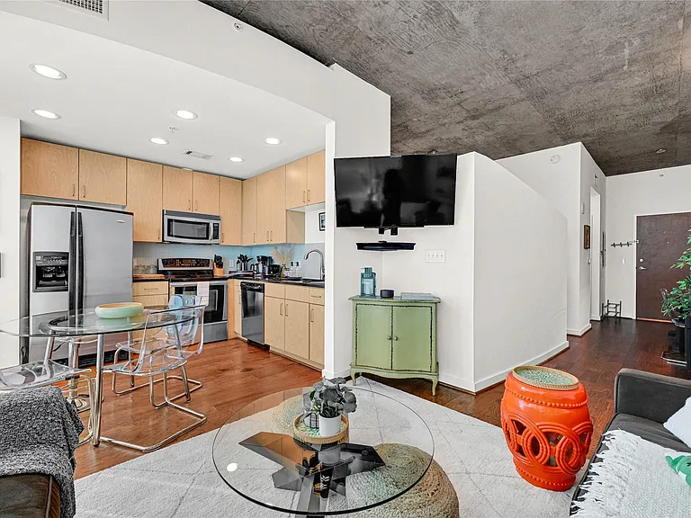 5925 Almeda Rd #10806 — Photo 2