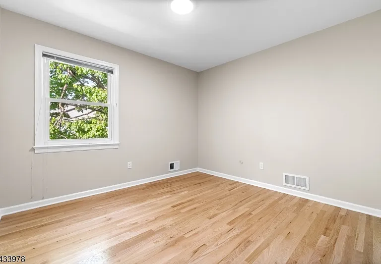 2 Andrew Ct #2 — Photo 12