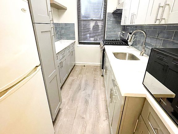 3rd image of 2219 77th St #2A