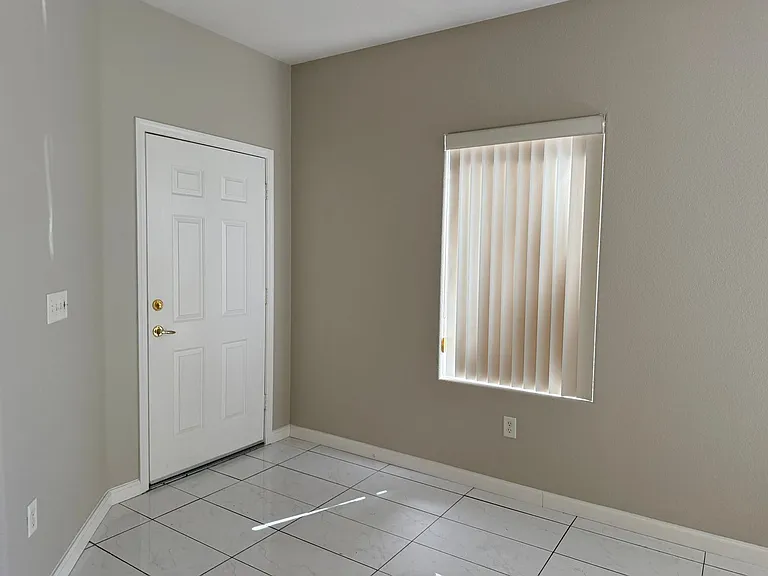 2503 Libretto Ave — Photo 4