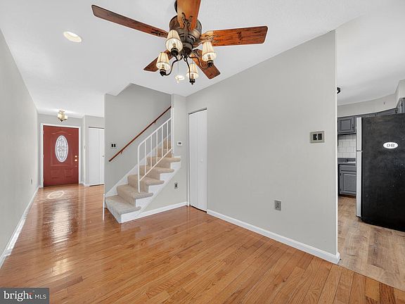 4th image of 8040 Sandy Spring Rd #8040