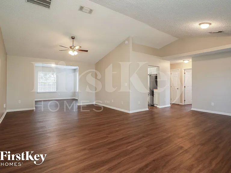 11577 Twin Oaks Trl — Photo 5