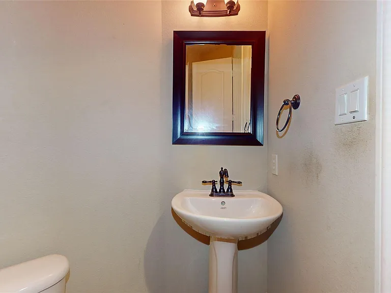 8538 Sunrise Meadow Ln — Photo 18