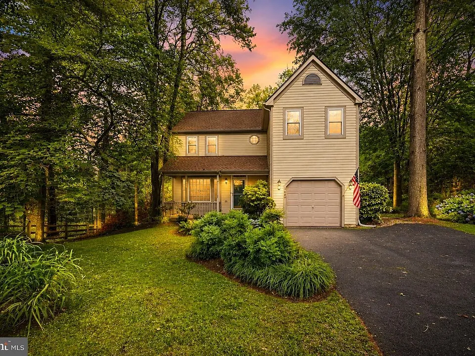 1649 Bennington Hollow Ln