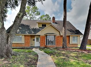 10734 Sagewillow Ln, Houston, TX 77089