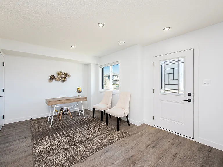 2702 Maple Way NW — Photo 8
