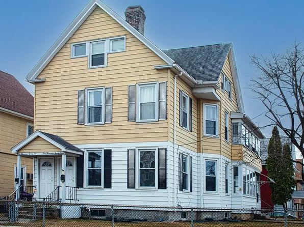 1022-1024 Hampden St, Holyoke, MA 01040