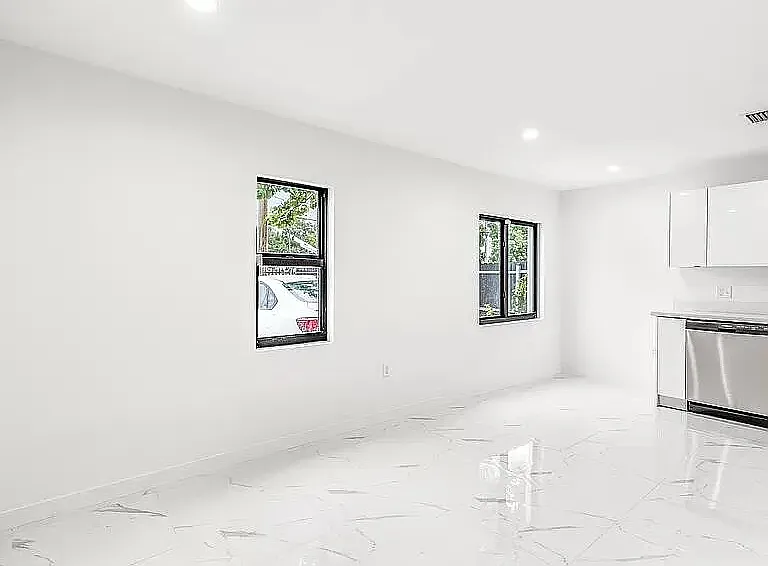 1780 NW 68th Ter #1780 — Photo 11