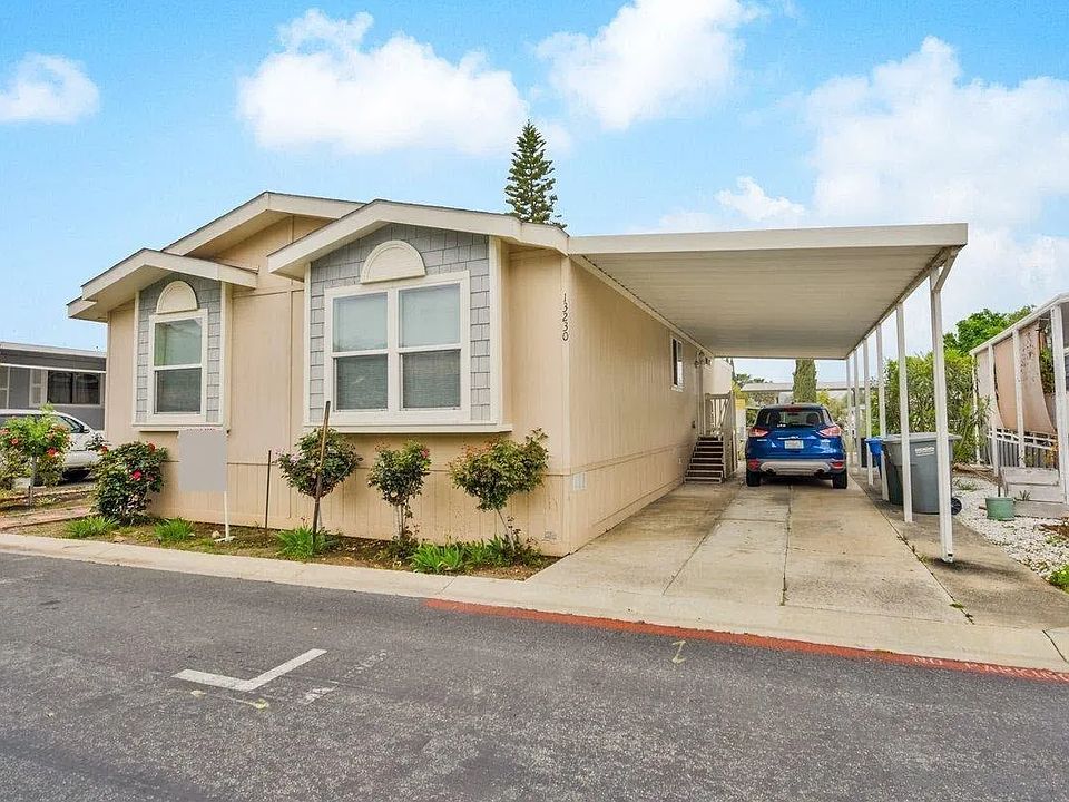 1st image of 13230 Buena Vista St #78