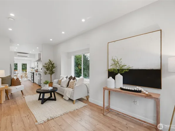 2623 SW Yancy Street, Seattle, WA 98126