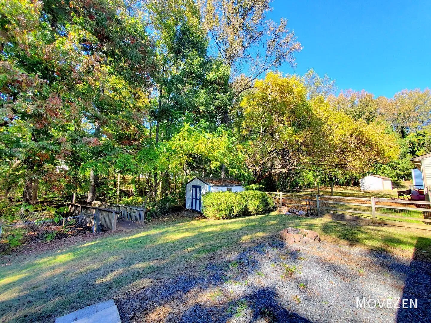 8250 Bald Ridge Dr Charlotte, NC 28227 On Large Beautiful Wooded Lot — Photo 3