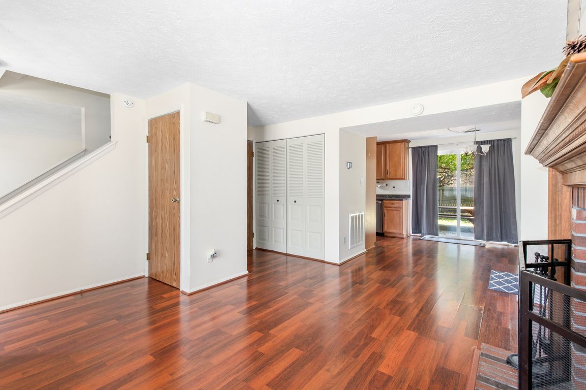 next background image