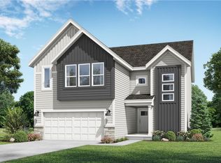 2134 SW Rutherford Dr, Lees Summit, MO 64082