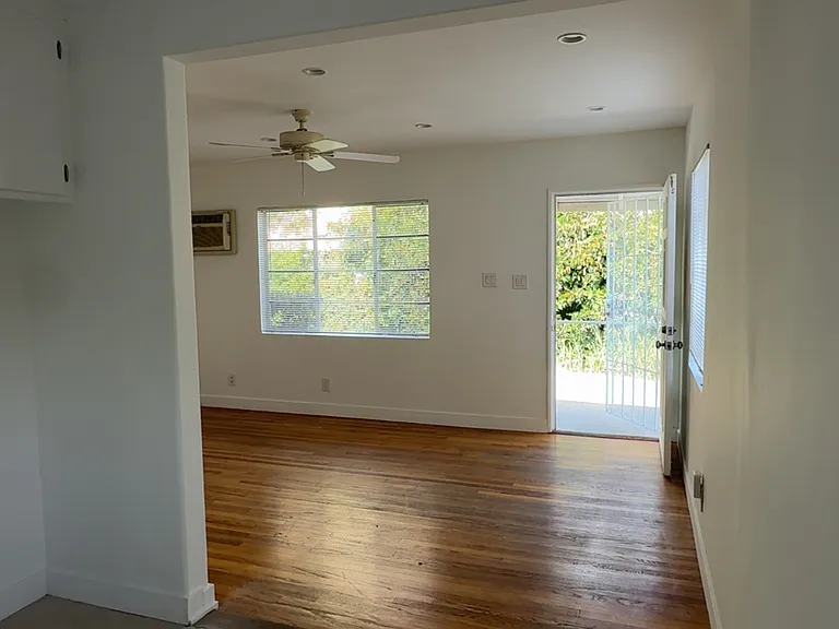 1125 Elm Ave #1 — Photo 3