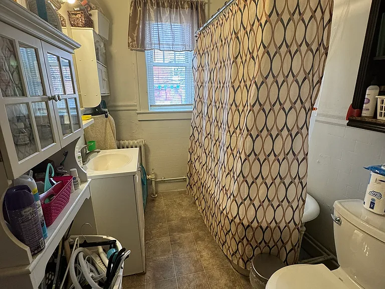 329 Beech St #2RF — Photo 7